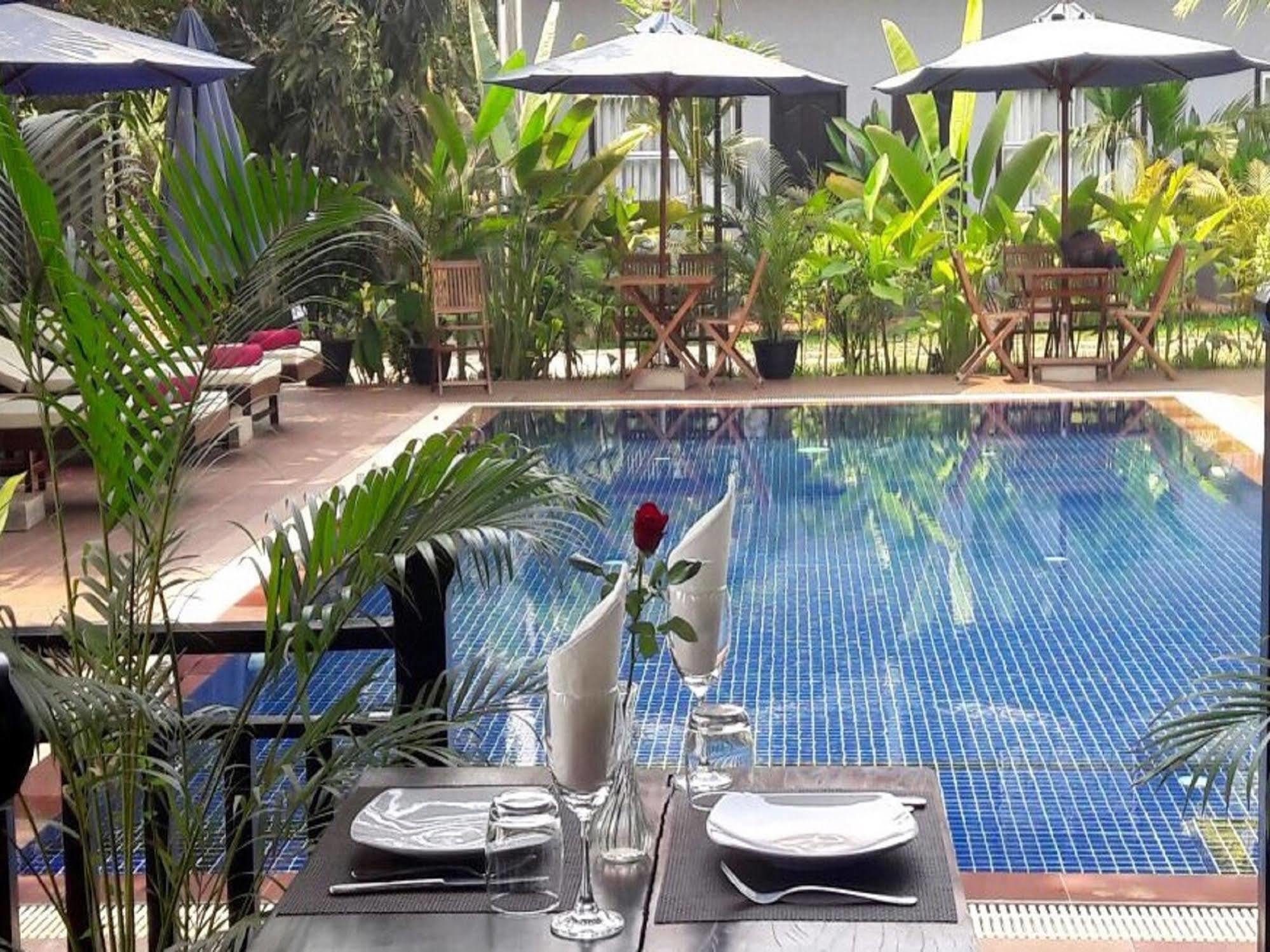 Reveal Angkor Hotel Siem Reap Dış mekan fotoğraf